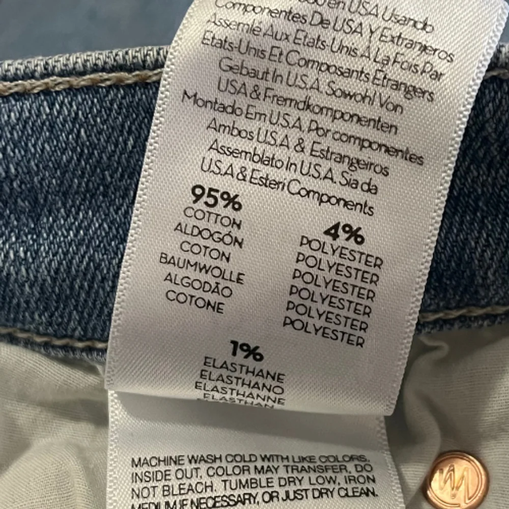 MOTHER NWT Size 25 The Runaway Step Fray Flare Leg Frayed Hem Light Blue Jeans - Picture 13 of 13